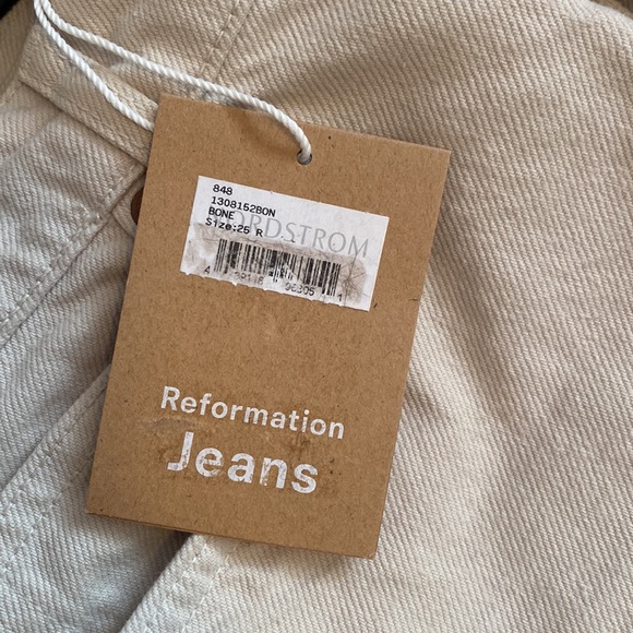 Reformation Amy Button Fly High Rise Jean Shorts Denim Bone Khaki 25 NWT - Picture 6 of 9